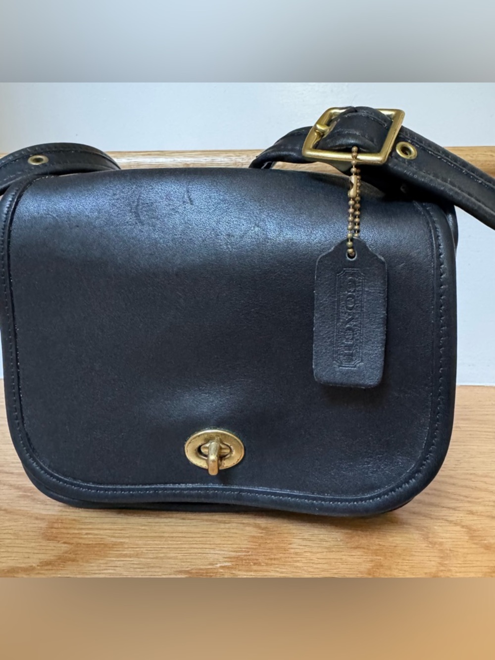 Vintage Coach Legacy Small Flap Black Leather 9965